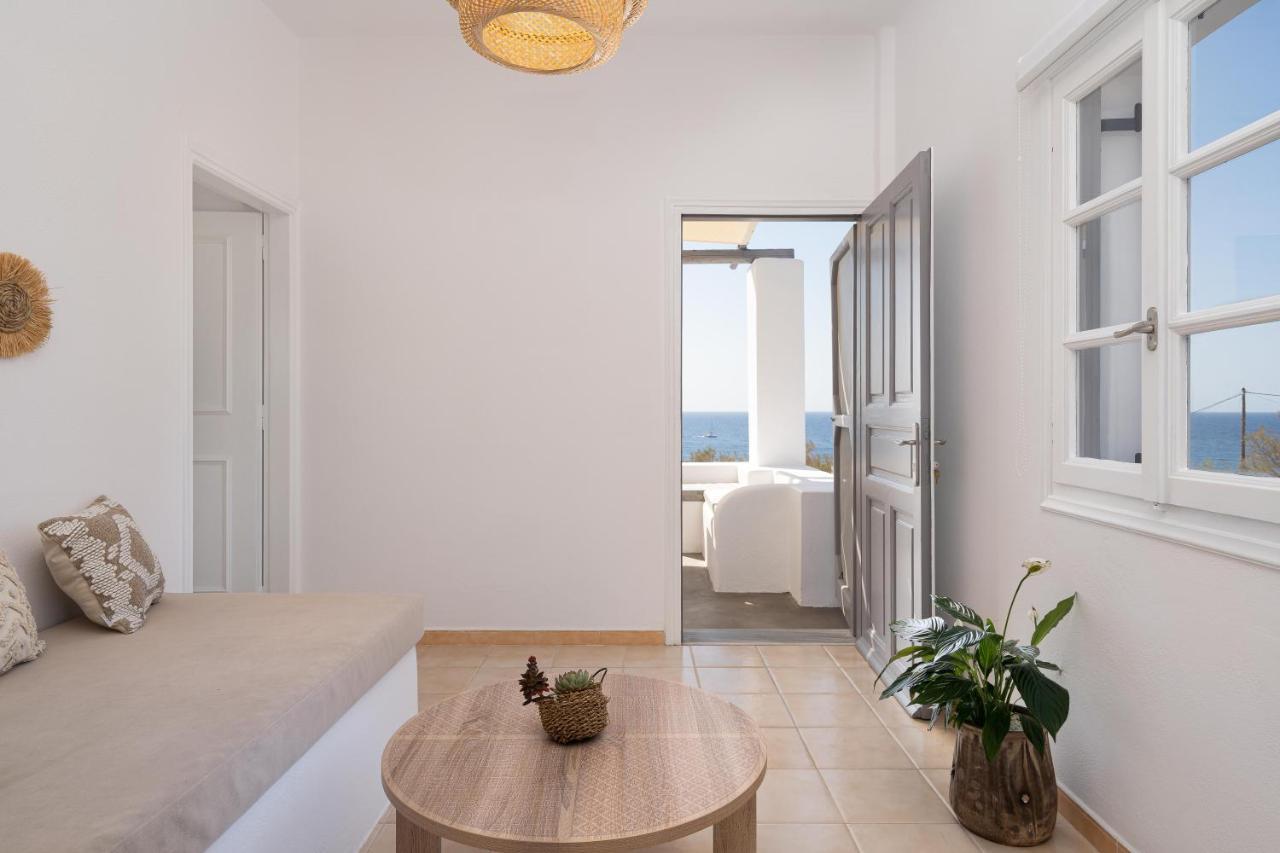Red Beach Harmony Suites Modestos Акротири Экстерьер фото