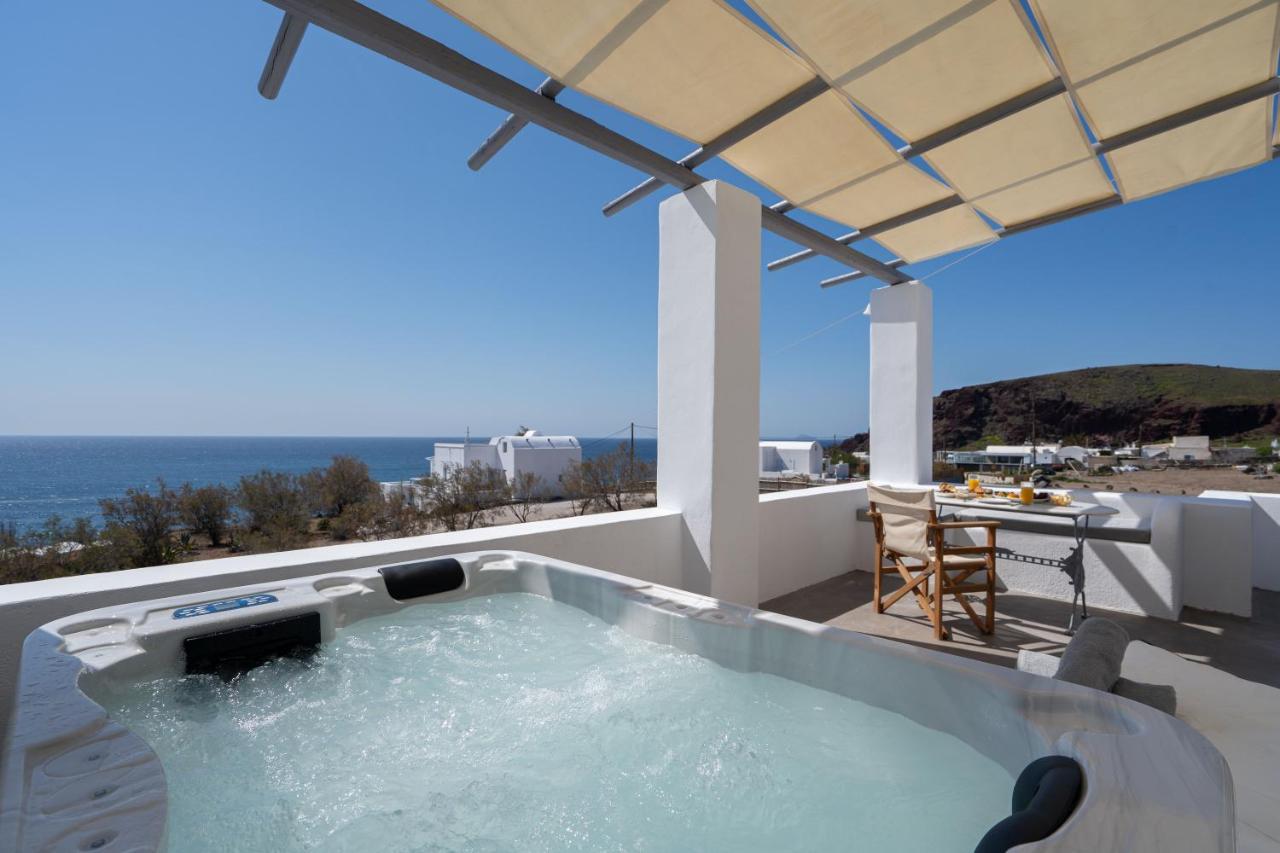 Red Beach Harmony Suites Modestos Акротири Экстерьер фото